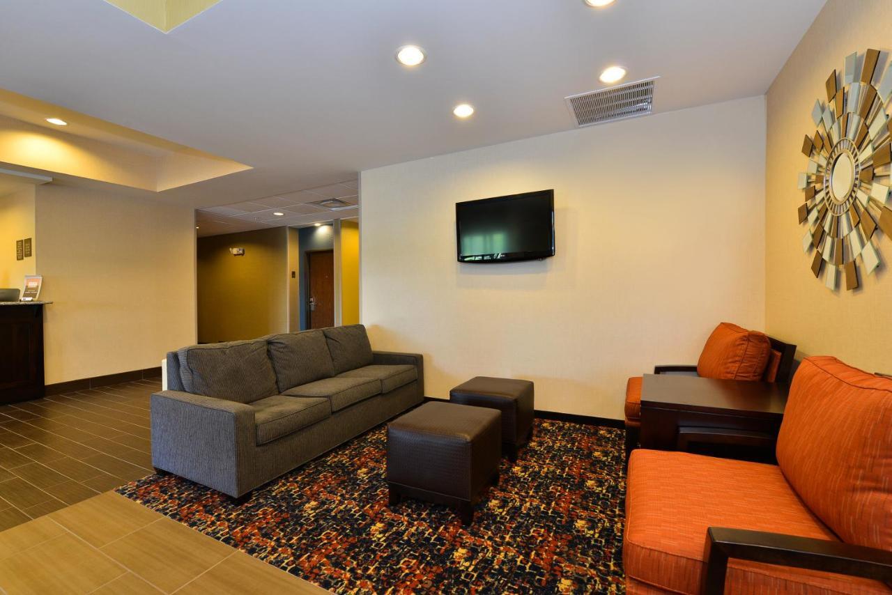 Comfort Inn St. Clairsville Ngoại thất bức ảnh